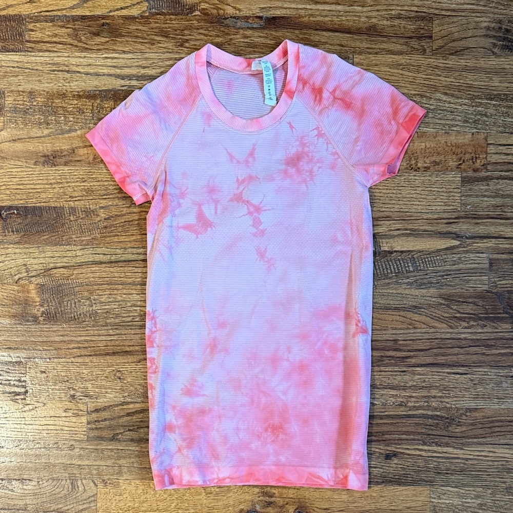 Lululemon Pink Tie-Dye Short Sleeve T-Shirt